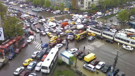 Această greşeală banală, pe care o fac toţi şoferii în trafic, poate fi sancţionată cu amendă 600 DE LEI