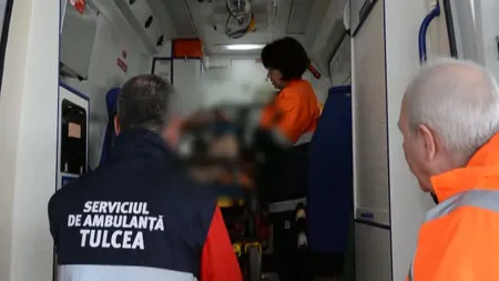 Atac şocant într-un magazin. O soţie geloasă a înjunghiat-o pe vânzătoare, care era amanta soţului VIDEO