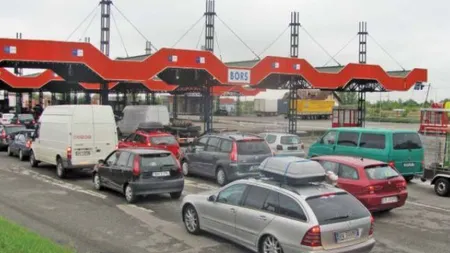 Aglomeraţie în vămi, în urma verificărilor sistematice. Şoferii aşteaptă între 20 şi 110 minute la puctul de frontieră Borş