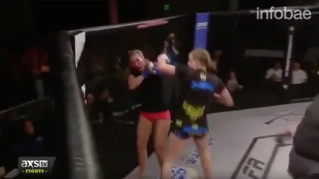 Moment insolit în MMA. A crezut că s-a terminat repriza şi a pierdut lupta VIDEO