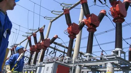 Peste 13.000 de abonaţi casnici din Arad nu au încă electricitate