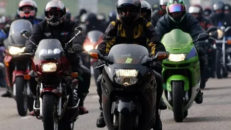Peste 350 de motociclişti, în marş pe străzile Clujului pentru a atrage atenţia asupra accidentelor rutiere