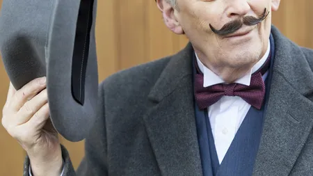 Cum arată actorul Robert Powell la 40 de ani de la apariţia în 