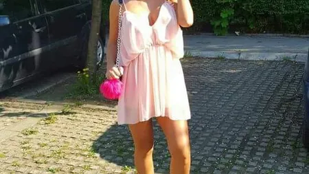 Scandal în televiziune. Prezentatoarea care a recunoscut că se prostituează a fost dată afară