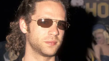 A murit un mare muzician, membru fondator al trupei Jamiroquai. Avea doar 46 de ani