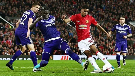 ŞAPTE OAMENI au murit ELECTROCUTAŢI în timpul meciului Manchester United - Anderlecht