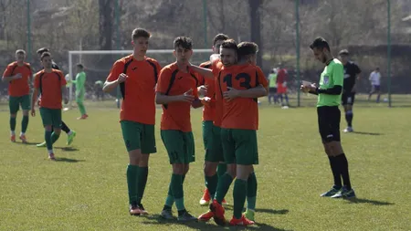 Un român a reuşit cel mai tare gol din ISTORIE. A marcat direct din lovitura de start VIDEO