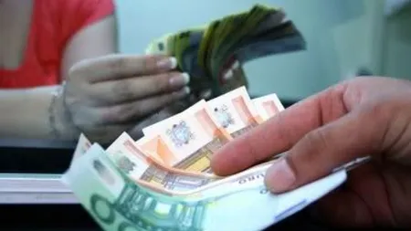 MoneyGram: Românii din Marea Britanie, Italia şi Spania trimit acasă cele mai mari sume. O tranzacţie medie este de 300 euro