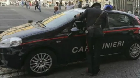 Atac în Italia: Un bărbat a rănit cu cuţitul un poliţist şi un ofiţer de armată