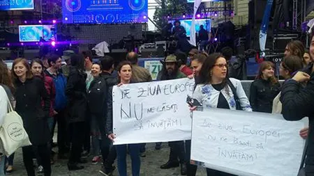 Un profesor de la Facultatea de Istorie a anulat un curs din cauza zgomotului din Piaţa Universităţii. Ce răspuns a dat Primăria