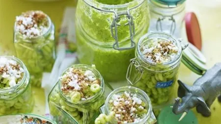 REŢETA ZILEI: Paste cu mazăre şi sos pesto