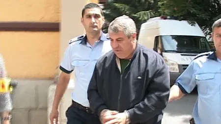 Sinceritatea i-a adus libertatea. Un poliţist reţinut pentru corupţie a fost eliberat din arest