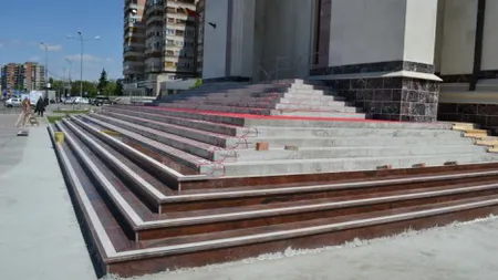 Catedrala cu încălzire în treptele exterioare