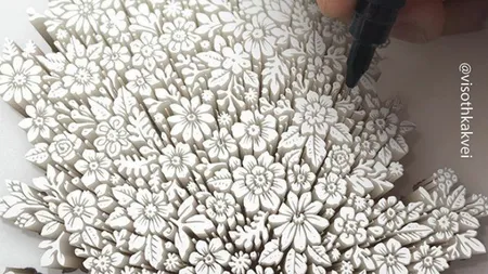 Un artist cambodgian realizează desene care IES din pagină. Tehnica lui este unică