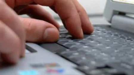 Vedetă acuzată de pornografie infantilă. Fanii sunt şocaţi VIDEO