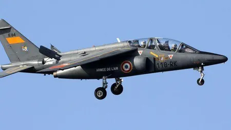 Scandal insolit în armata franceză. Un general foloseşte un avion militar Alphajet ca să meargă în vacanţe