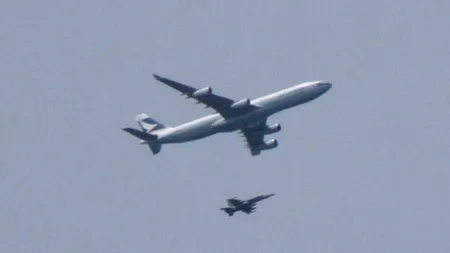 Un nou incident cu un avion românesc de pasageri, în Ungaria. Aeronava a fost interceptată de avioane de luptă