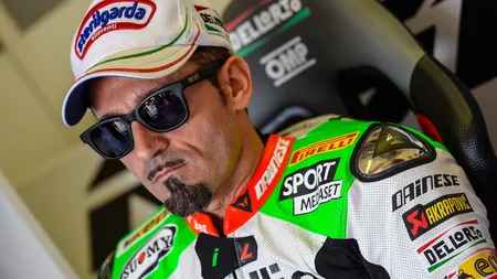 Max Biaggi, accident cu motocicleta, pe circuit. Sextuplul campion mondial a fost dus la spital, cu multiple fracturi
