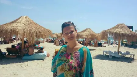 Actriţa Maria Buză, REVOLTATĂ! A fost ALUNGATĂ cu Poliţia de pe PLAJĂ: Ne-au dat afară pur şi simplu