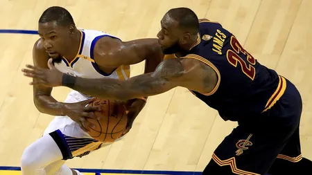 FINALA NBA. Golden State a câştigat primul meci cu Cleveland, LeBron a fost eclipsat de Kevin Durant VIDEO