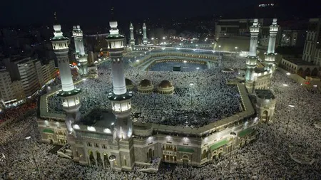 Un bărbat s-a aruncat în aer lângă Marea Moschee de la Mecca. Cel puţin 11 persoane au fost rănite