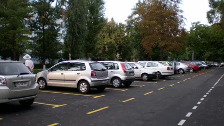 Ocuparea ilegală a unui loc de parcare ar putea fi sancţionată cu 500-1.000 de lei