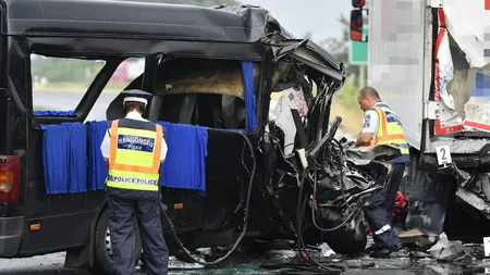 Şoferul microbuzului implicat în accidentul din Ungaria, arestat preventiv. Trei români şi-au pierdut viaţa