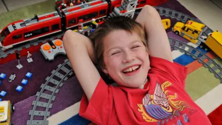 Un adolescent din Marea Britanie, lovit de Blestemul lui Ondin: Nu doarme niciodată pentru că ar muri