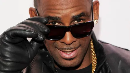 R. Kelly, acuzat că ţine captive ŞASE FEMEI. Prima reacţie a CÂNTĂREŢULUI