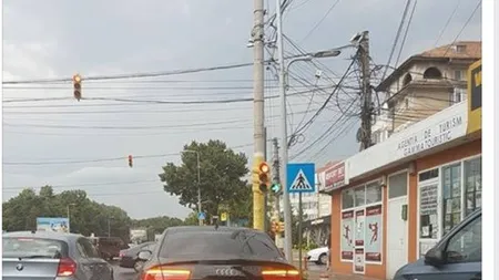 Un şofer din Constanţa a blocat traficul pentru a pune un bilet la pariuri