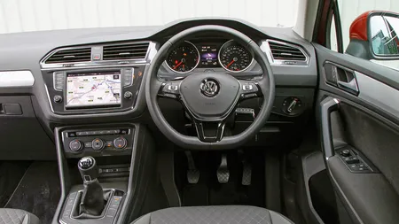 Premieră pe piaţa auto din România. Maşini pe abonament, care pot fi schimbate la un an