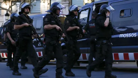 Poliţia spaniolă a oprit un al doilea atac, după cel de la Barcelona. 5 terorişti cu centuri false cu explozibili, împuşcaţi