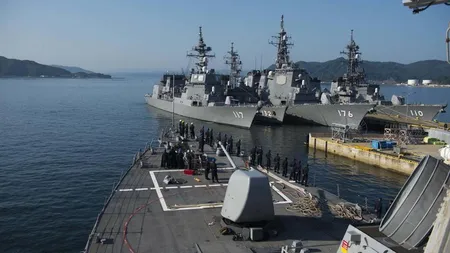 Coliziune între o navă militară americană şi un vas comercial. Cel puţin zece marinari sunt daţi dispăruţi