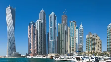 O româncă va ajunge în spatele gratiilor şi va fi deportată după ce a întreţinut relaţii sexuale ilegale pe un iaht din Dubai