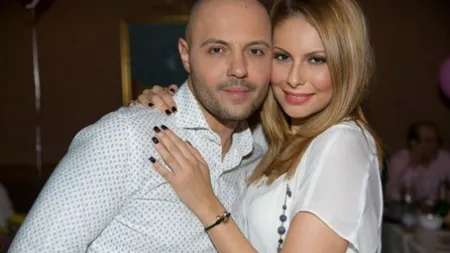 Soţia lui Mihai Mitoşeru, în lacrimi în ziua înmormântării tatălui ei: Trebuia să mă conducă la altar