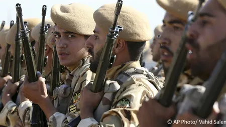 Un soldat iranian a deschis focul asupra colegilor de arme. A omorât patru şi a rănit opt