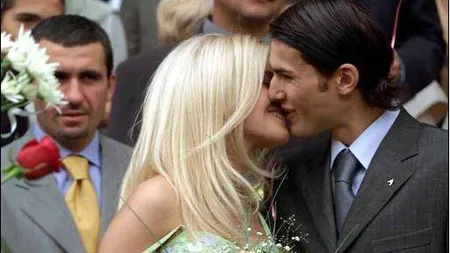 Alexandra Dinu, ex-Mutu, s-a cuplat cu fostul soţ al unei celebre ştiriste. Imagini cu cei doi