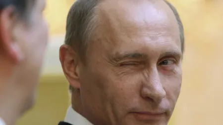 Un veteran îl roagă pe Putin să candideze pentru un nou mandat, în 2018. Ce i-a răspuns preşedintele rus