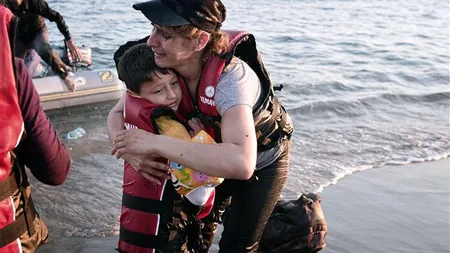 Refugiaţii din Atena îşi pierd răbdarea. Vor să îşi reîntregească familiile lor care au ajuns în Germania
