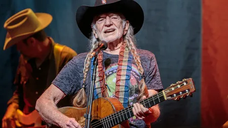 Willie Nelson a fost spitalizat din cauza unor probleme respiratorii