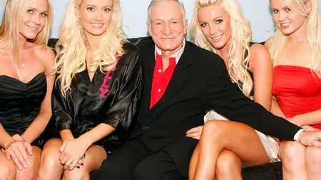 Hugh Hefner, fondatorul Playboy, a murit. Ultima dorinţă a extravagantului afacerist