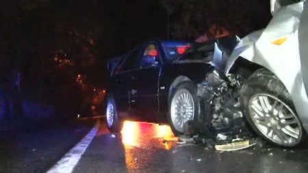 Accident grav pe DN1. Şapte persoane, printre care şi un copil, au fost rănite