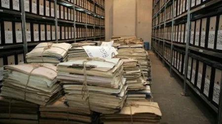 Parlamentul a aprobat, miercuri, înfiinţarea Comisiei de anchetă pentru arhiva SIPA