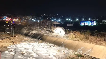 Un avion s-a prăbuşit pe Aeroportul Ataturk, din Istanbul. Aeroportul a fost închis