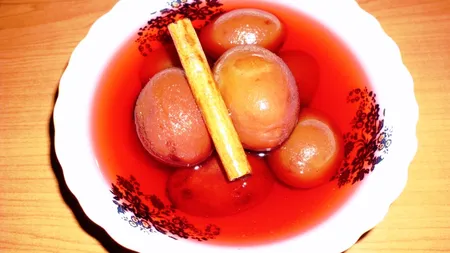 Compot de prune. Cea mai delicioasă reţetă