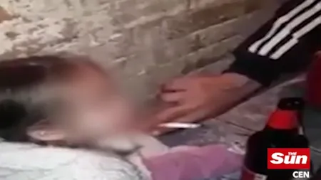 Fetiţă de trei ani, forţată de părinţi să bea şi să se drogheze. Imagini care au scandalizat întreaga lume VIDEO