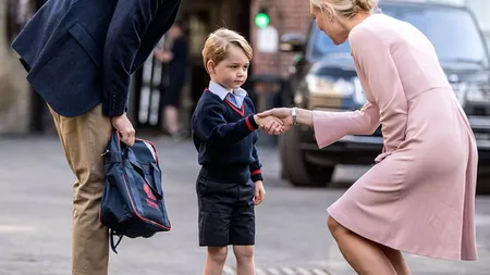 Prinţul George, în prima zi de şcoală - GALERIE FOTO