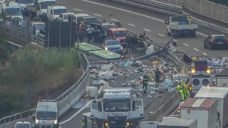Un român a provocat haos pe o autostradă din Italia. Circulaţia a fost blocată timp de 12 ore