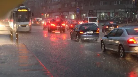 Bucureştiul intră sub cod galben de FURTUNĂ. Şcolile se închid la ora 17.00 UPDATE