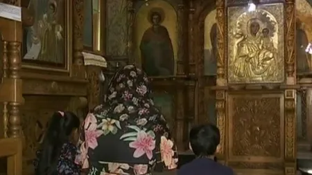 Ce spun călugării de la Mănăstirea Dervent despre cântăreaţa de muzică populară care s-a retras la mănăstire FOTO